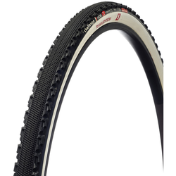 CX-Reifen Chicane TE Handmade Tubular, Challenge
TE-Series, 320 TPI, PPS Pannenschutz, Soft-Compound, Reifenflanke: weiß,
für 20-28 mm Felgenbreite Empfohlener Reifendruck 1.5-2.5 bar (max. 6)
Größe: 33-622, Farbe: Schwarz/weiß, Gewicht: 4 - Produktbild - 1