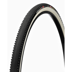 CX-Reifen Dune Ultra Handmade Tubular, Challenge
Ultra-Series, 1000+ TPI, PPS Pannenschutz, Soft-Compound, Reifenflanke: hellbraun,
für 20-28 mm Felgenbreite Empfohlener Reifendruck 1.8-2.8 bar (max. 6)
Größe: 33-622, Farbe: Schwarz/hellbr - Produktbild - 1