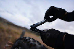lezyne-reifenheber-power-xl-tubeless-3-21141238.jpg Lezyne Power Lever XL Reifenheber Tubeless gelb 2er Set - Produktbild - 3