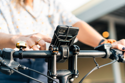 lezyne-smart-grip-smartphonehalterung-5-21141857.jpg LEZYNE Smart Grip Smartphonehalterung Lenkerbefestigung schwarz - Produktbild - 6