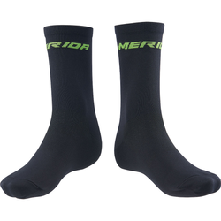 Socken RACE schwarz/grün, MERIDA
Größe: 37-39, Farbe: Schwarz/grün, Gewicht: 32 g, VE: 1 Paar - Produktbild - 1