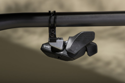 sram-controller-eagle-axs-rocker-3-21148077-21148077.jpg Schaltwippe SRAM AXS Rocker Paddle rechts, 2-Button-Hebel inkl. Feder+Pin - Produktbild - 2