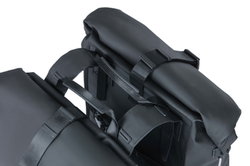 Doppelpacktasche Basil SoHo Nordlicht schwarz, 31x13x37cm, 41ltr - Produktbild - 2