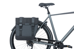 217-92-33502-8715019182167-7-21265339-21265339.jpg Doppelpacktasche Basil Tour XL schwarz, 34x14x34cm, 35 ltr wasserdicht - Produktbild - 2