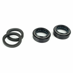 Dichtungsset Low Friction, Manitou
Für Manitou Federgabeln mit 37 mm Standrohrdurchmesser (Mezzer Pro, Mezzer Expert)
Größe: 37 mm, Farbe: Schwarz, VE: 1 Stk. - Produktbild - 1