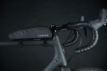 Lezyne Aero Energy Caddy Oberrohrtasche 0,6 Liter wasserdicht schwarz - Produktbild - 5