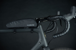 lezyne-oberrohrtasche-aero-energy-caddy-4FlyYbA4yxJydV-21282734-21282734.jpg Lezyne Aero Energy Caddy Oberrohrtasche 0,6 Liter wasserdicht schwarz - Produktbild - 5