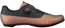 Bildschirmfoto-2023-07-20-um-23-15-59-21288639-21288639.png Fizik Tempo Overcurve R4 Rennradschuh – Copper / Black – Gr. 48 - Produktbild - 1