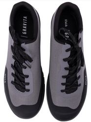 Bildschirmfoto-2023-07-20-um-23-48-09-21290140-21290140.png Fizik Gravita Versor DH/E-MTB-Schuh – Grey / Mud – Gr. 46 - Produktbild - 2