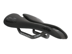 8009456030298-1-21307785.png Sattel Aspide Superleggera, Selle San Marco
Narrow-Version mit Open-Fit, idmatch-Größe: S2
Größe: 131 x 278 mm, Farbe: Schwarz, Gewicht: 109 g, VE: 1 Stk. - Produktbild - 2