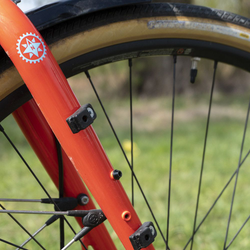 e240-lifestyle-2-21323033.jpeg Ortlieb Fork-Pack Adapter 45¡ to 30¡ - Produktbild - 4