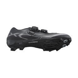 SH-XC702-shic6-sole-1-750-750-21323645-21323645.jpeg Shimano SH XC7L Cross Country MTB Schuh SPD Schwarz – Größenvielfalt, leicht, robuste Konstruktion, optimale Kraftübertragung - Produktbild - 3