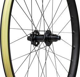 WTB Laufrad CZR i30 x 29, HR, 148 x 12mm, 28 Loch 6-bolt, DB, SRAM XDR - Produktbild - 6
