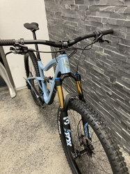IMG-0537-min-21334782-21334782.JPG IBIS Ripley V4 Fully Mountainbike XT Fox Factory Blue Steel Größe L - Produktbild - 3
