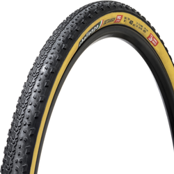 Gravel-Reifen Getaway Pro Handmade Clincher, Challenge
Pro-Series, 260 TPI, PPS2 Pannenschutz, SmartPlus-Compound, Reifenflanke: hellbraun
Größe: 40-622, Farbe: Schwarz/braun, Gewicht: 465 g, VE: 1 Stk. - Produktbild - 1