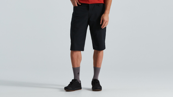 TRAIL SHORT W/LINER MEN BLK 34 - Produktbild - 1 TRAIL SHORT W/LINER MEN BLK 34 - Produktbild - 1