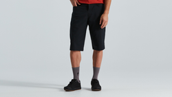 64221-8003-APP-TRAIL-SHORT-W-LINER-MEN-BLK-32-HERO-21355854-21355854.png TRAIL SHORT W/LINER MEN BLK 34 - Produktbild - 1