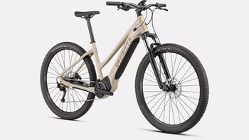 Specialized Turbo Tero 3.0 Step-Through E-MTB White Mountains / Gunmetal - Produktbild - 2