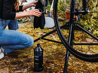 Dynamic Bike Care Kettenreiniger 1000 ml - kraftvolle Fahrradkettenpflege für optimale Schmierung und Schutz - Produktbild - 2