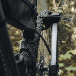 Thule Epos Kupplungsträger für 2 Bikes – klappbar, 13-polig, Schwarz - Produktbild - 9