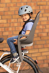 Kindersitz Hamax Zenith Relax grau/schwarz, Befestigung Gepäckträger - Produktbild - 2