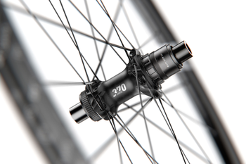 DT Swiss G 1800 SPLINE 27,5" Laufrad 25 mm Disc Center Lock TA 12x142 mm SRAM XDR schwarz 963 g - Produktbild - 2