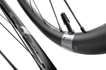 DT Swiss E 1800 SPLINE 29" Laufrad 23 mm Disc Center Lock 12x142 mm SRAM XDR Road 935 g Schwarz - Produktbild - 2