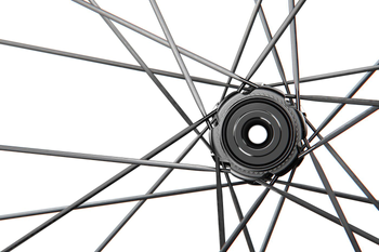 Laufrad A 1800 SPLINE 29" 30 mm, DT SWISS, Disc Center Lock, TA 12/100 mm, Größe: 622 x 20 mm, Farbe: Schwarz, Gewicht: 835 g, VE: 1 Stk. - Produktbild - 2