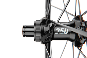 Laufrad PR 1600 SPLINE 29" 23 mm, DT SWISS, Disc Center Lock, TA 12/142 mm, SRAM XDR Road (AXDR) mit Ratchet System 36 SL, Größe: 622 x 23 mm, Farbe: schwarz, Gewicht: 826 g, VE: 1 Stk. - Produktbild - 2