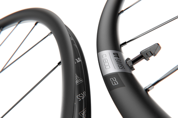 DT Swiss C 1800 SPLINE 29" Laufrad 23 mm schwarz Disc Center Lock TA 12x142 mm SRAM XDR 935 g - Produktbild - 2