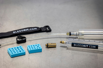 Bleedkit Bremsentlüftungsset Unior SET1-2600BK - Produktbild - 2