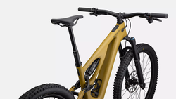 95223-37-LEVO-EXPERT-CARBON-G3-HRVGLD-OBSD-D1-POV-21379806-21397293-21397293.png Specialized Turbo Levo Expert E-Mountainbike Satin Harvest Gold Obsidian 1000 km Mitarbeiterangebot - Produktbild - 4