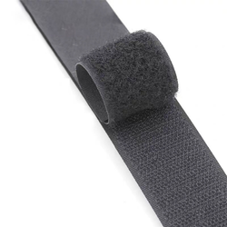 Klett-Strap zur Kurbelfixierung, TreeFrog
zur Fixierung/Sicherung des linken Kurbelarms, verhindert Bewegung der Kurbel im Fahrtwind
Farbe: Schwarz, VE: 1 St. - Produktbild - 1