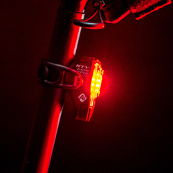Lezyne KTV PRO Ai Alert Rücklicht StVZO rot schwarz - Produktbild - 3