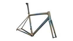 77225-01V---1-21413221.png Specialized S-Works Aethos Rahmenset, FACT 12r Carbon, Satin Deep Lake Metallic / Burnt Gold Fades - Produktbild - 2