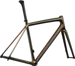 77224-01V---2-21413277.png S-Works AETHOS Frameset CARB/GLDPRL/METOBSD - Produktbild - 2