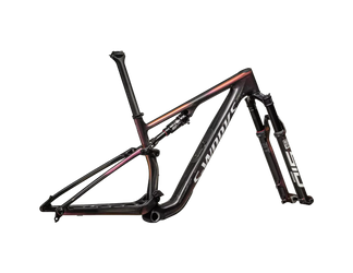 S-Works EPIC 8 Frameset CARB/VIVPNKMET/MNSHDWMET - Produktbild - 3