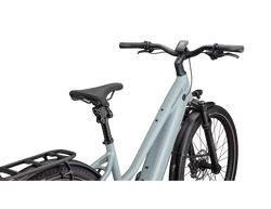 95025-28-VADO-50-STEP-THROUGH-UL-SEA-CMLNLPS-GCLMET-D1-POV-21414021-21414021.png Specialized Turbo Vado 5.0 Step-Through E-Bike Modelljahr 2025 Seafoam / Lapis Pearl - Produktbild - 4