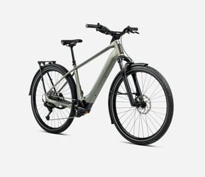 S371TTCC-W8-FRONT-KEMEN-TOUR10-over-21414379-21414379.jpg