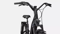 90425-40-COMO-40-IGH-UL-CSTBLK-FLKSIL-D3-HT-21415526.png Specialized COMO 4.0 IGH CSTBLK/SILREFL - Produktbild - 5