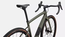 95424-50-DIVERGE-COMP-CARBON-OAKGRN-SMK-D1-POV-21415541.png DIVERGE COMP CARBON OAKGRN/SMK - Produktbild - 4