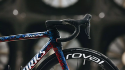 74925-20-TARMAC-SL8-TEAM-REPLICA-FDJ-D1-POV-4-21415800.png S-Works TARMAC SL8 TEAM REPLICA FDJ - Produktbild - 5