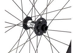 30123-9401---03-21416190.jpg Specialized Roval Traverse Alloy 350 6B Black / Charcoal Gr. 29 Front 28H - Produktbild - 3