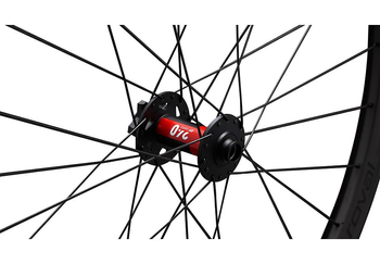 Specialized Roval Traverse HD 240 DEG Laufrad Carbon / Black Gr. 29 Front 28H - Produktbild - 3