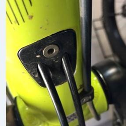 Specialized CBG HOOD SCOOP, DOWNTUBE EXIT PORT, 2-CABLE COVER FOR ALLOY FRAMES, 4MM SHIFT / 5MM BRAKE, W/ BOLT Black - Produktbild - 1 Specialized CBG HOOD SCOOP, DOWNTUBE EXIT PORT, 2-CABLE COVER FOR ALLOY FRAMES, 4MM SHIFT / 5MM BRAKE, W/ BOLT Black - Produktbild - 1