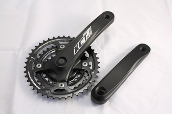 Specialized CRK HOTROCK A1 FS/FSR 152MM SQUARE TAPER Black / Silver Decal 152mm - Produktbild - 1
