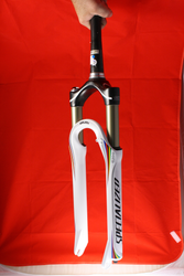 Specialized FRK SBC EPIC SW E100 1-1/2 RAISED RACE CARBON WHT(NO LONGER PRODUCED) White 26" - Produktbild - 1
