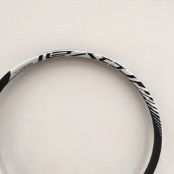 Specialized RIM MY13 ROVAL TRAVERSE 29 SL CARBON RIM, FRONT/REAR, 32 HOLE, 22MM INNER WIDTH, BLK RIM W/ WHITE DECAL One Size - Produktbild - 1