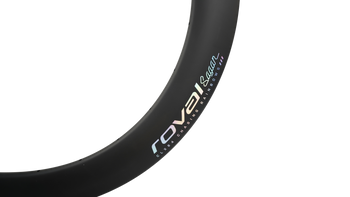 Specialized RIM MY19 CLX 64, 700C, REAR, CARBON, 24H, DISC BRAKE, 20.7MM INTERNAL - SAGAN COLLECTION, CHASING RAINBOWS DCL Satin Carbon/Holographic Foil - Produktbild - 2