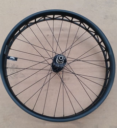 Specialized WHL FATBOY 26"; REAR, ALLOY, QUICK-RELEASE, 9X190MM, DISC, 6-BOLT, 32H, 90MM WIDTH, SHIMANO HG 10-SPD. FHB (NO RIM STRIP) Black 26" - Produktbild - 1
